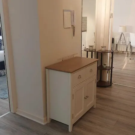 Newly Refurbed 2bd Trinity College & Temple Bar * 都柏林