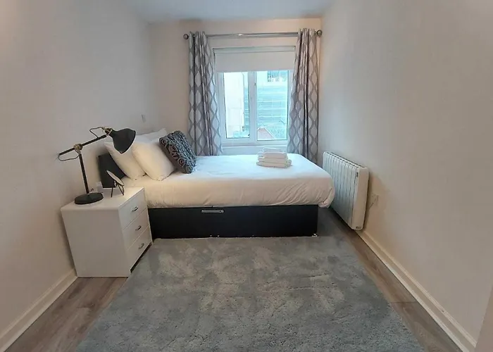 Newly Refurbed 2bd Trinity College & Temple Bar Dublino