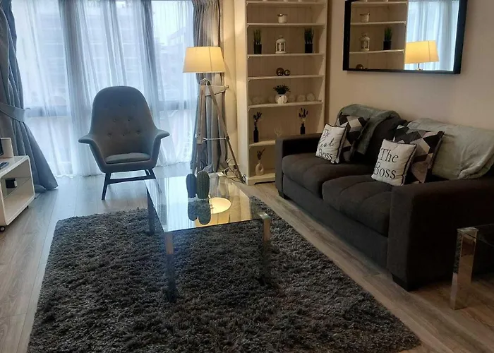 Newly Refurbed 2bd Trinity College & Temple Bar 아파트